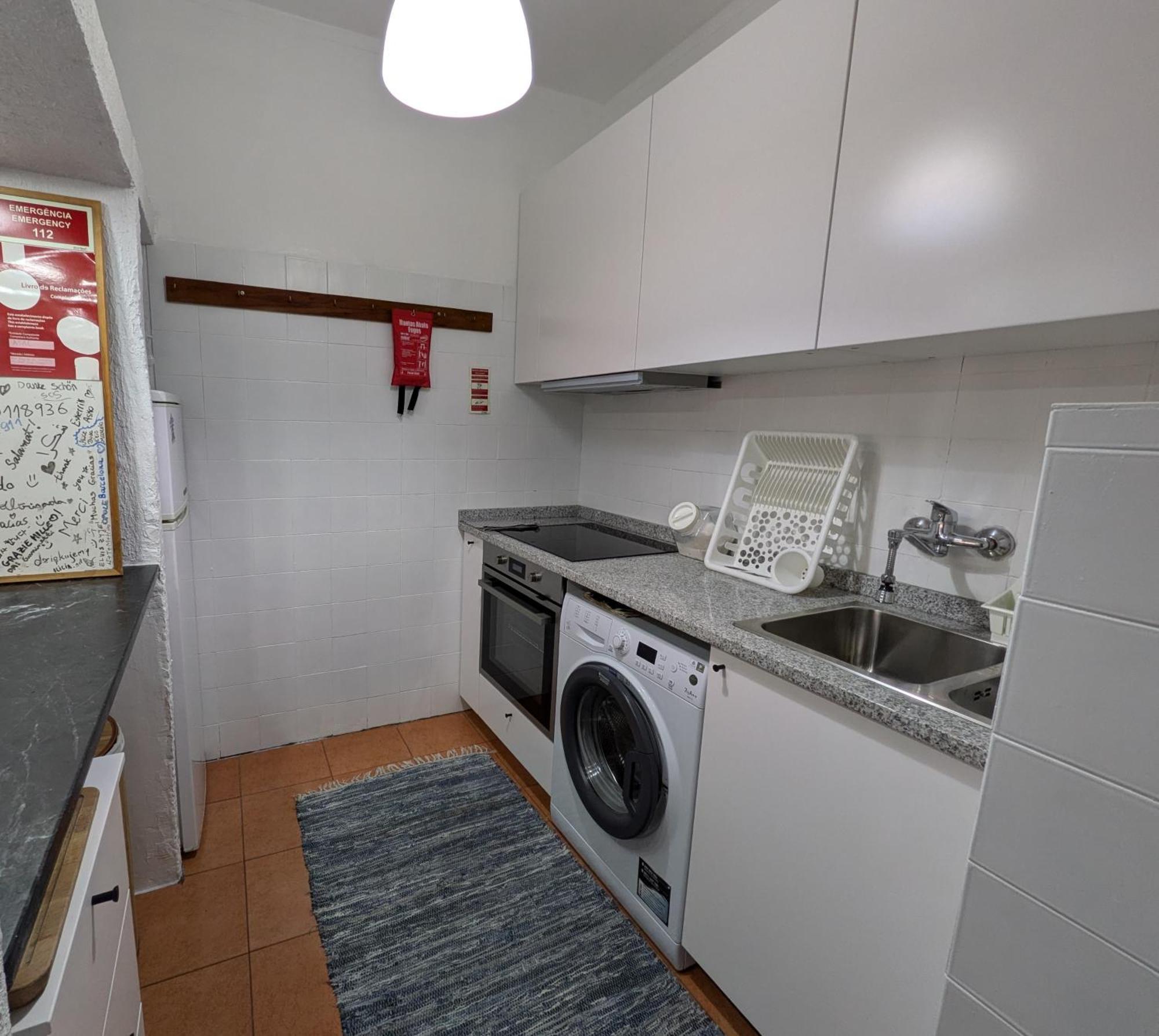 ! Free Parking Street ! Ground Floor With Washer! Porto Buitenkant foto